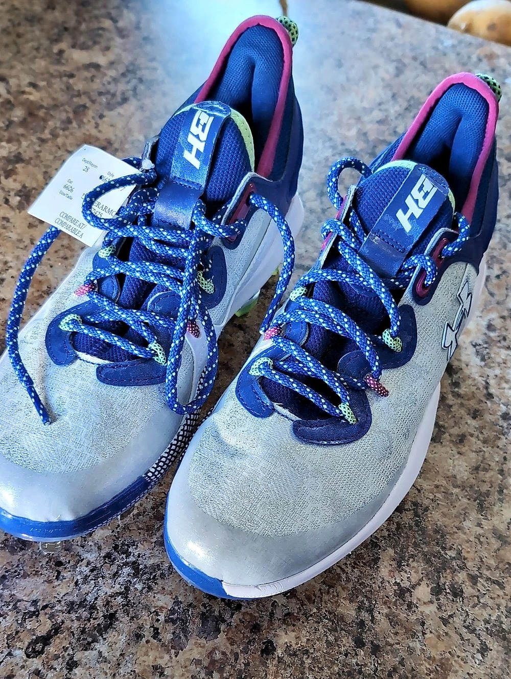 Under Armour Harper Baseball CLEATS US 8.5 NWT Mens 7 Womens 8.5 *BIN25